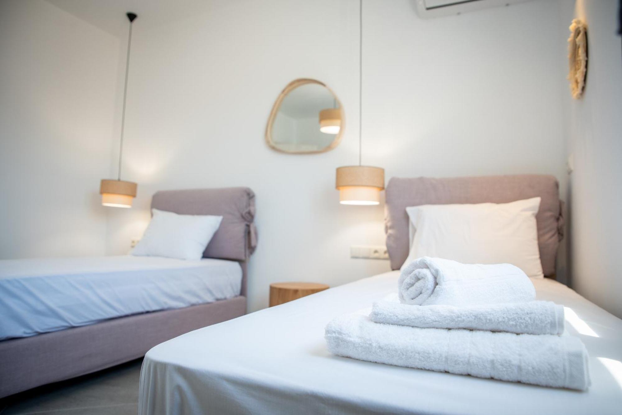 Mint&Melon Villa Naxos City ภายนอก รูปภาพ
